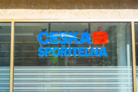 Česká spořitelna zítra v&nbsp;noci vypne George i&nbsp;1&nbsp;500 bankomatů: Odstávka potrvá několik hodin