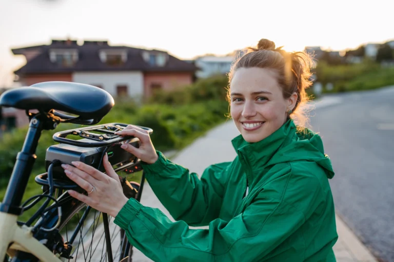 Srovnání levných elektrokol 2026: Lidl, Decathlon a&nbsp;další mají modely i&nbsp;za 22 tisíc, můžete ale být zklamaní