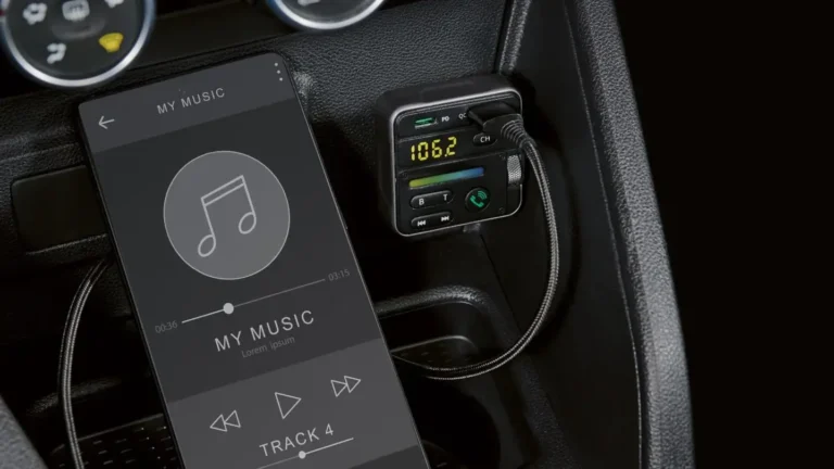 Parádní věcička z&nbsp;Lidlu za 199&nbsp;Kč: do starého auta přidá Bluetooth a&nbsp;nabíjení. Známe i&nbsp;alternativy pro náročné