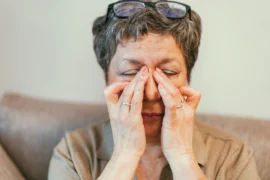 Kdy se mění čas? Už v&nbsp;poslední neděli nám zase seberou hodinu spánku. V&nbsp;roce 2026&nbsp;to může být naposled