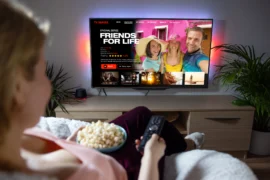 Netflix právě zdražil všechny tarify: Poprvé překročil 400&nbsp;Kč, srovnali jsme ceny oproti HBO, Disney a&nbsp;dalším