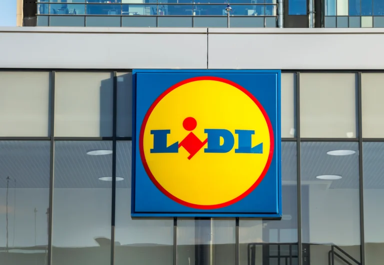 Češi milují kosmetiku Cien z&nbsp;Lidlu, ale netuší, kdo ji doopravdy vyrábí. Stopy vedou k&nbsp;jedinému zdroji