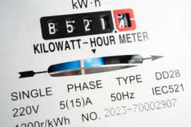 Největší žrout elektřiny v&nbsp;domácnosti: Bojler spotřebuje přes 2&nbsp;000 kWh ročně, podívali jsme se jak spotřebu snížit