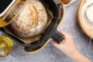 5 jídel do horkovzdušné fritézy, které Češi neznají: Chleba, langoš i&nbsp;koblihy zvládne za zlomek času