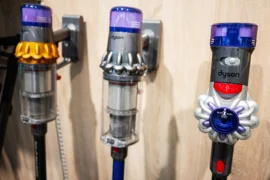 Nejlepší 3 aku vysavače Dyson (Duben 2026): vedou legendární modely z&nbsp;roku 2023, nejlepší stojí 20&nbsp;000&nbsp;Kč