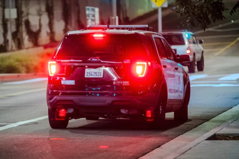 Internetem se šíří zprávy o&nbsp;konci brzdových světel: EU má nová pravidla, vašeho auta se ale spíše netýká