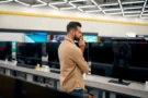 Levná vs. drahá televize: Obraz u&nbsp;levných modelů kazí LCD panel, Mini LED se vyplatí už od 17 tisíc
