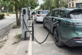 „Ojetá elektroauta za 5 let nikdo nekoupí“. Šíří se v&nbsp;médiích a&nbsp;na sítích. Poslední studie mluví jasně