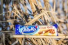 Tuhle sladkost si Češi pamatují z&nbsp;90. let: Po 3 letech od stažení se Milky way vrací. V&nbsp;ČR se už dá sehnat online
