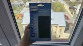 Testoval jsem powerbanku za 199&nbsp;Kč&nbsp;z&nbsp;Action: Rychlonabíjení a&nbsp;10&nbsp;000 mAh z&nbsp;toho dělají nákup roku