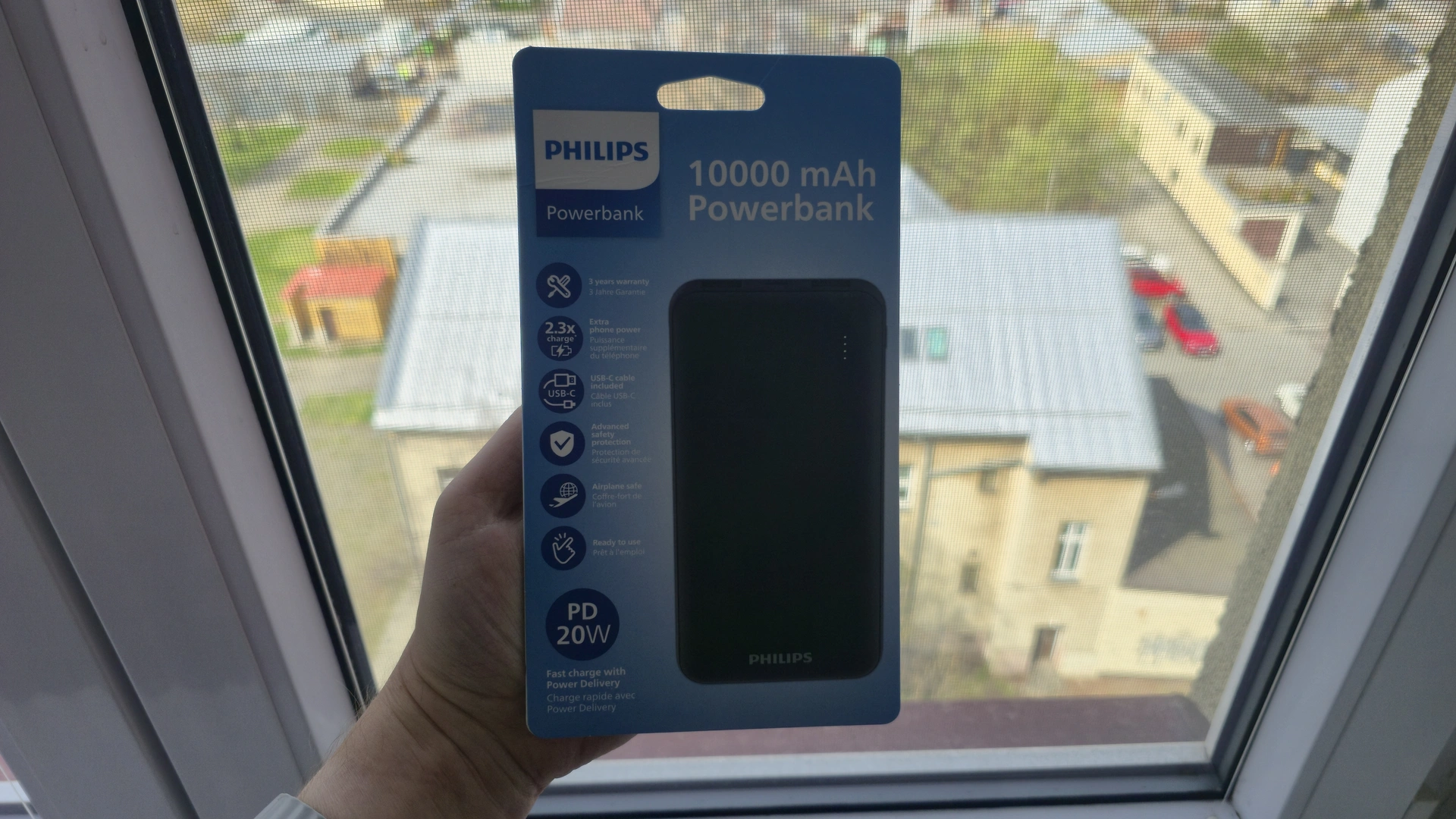 Testoval jsem powerbanku za 199&nbsp;Kč&nbsp;z&nbsp;Action: Rychlonabíjení a&nbsp;10&nbsp;000 mAh z&nbsp;toho dělají nákup roku