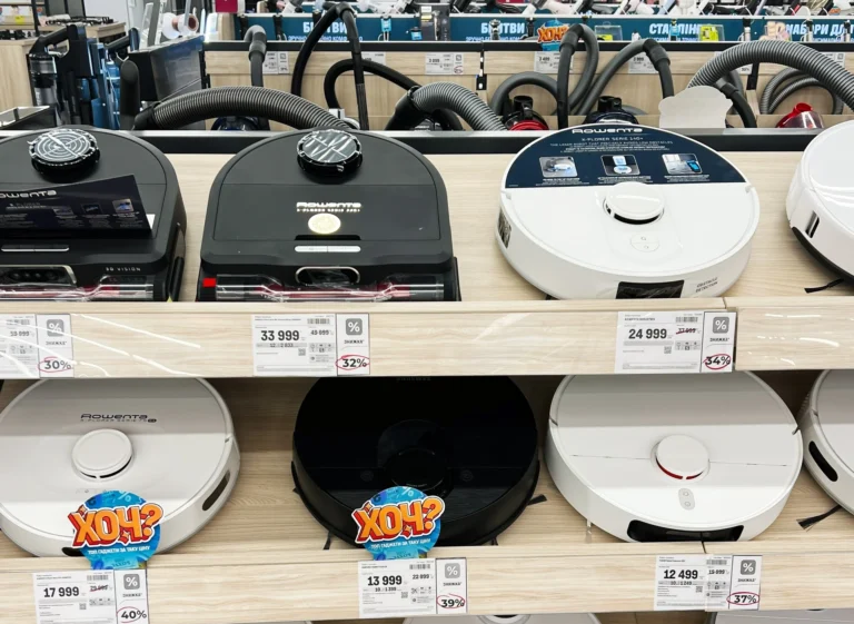 Nejspolehlivější robotické vysavače 2026: Dreame L40 Češi vůbec nereklamují, Roborock a&nbsp;1 model Xiaomi extrémně málo