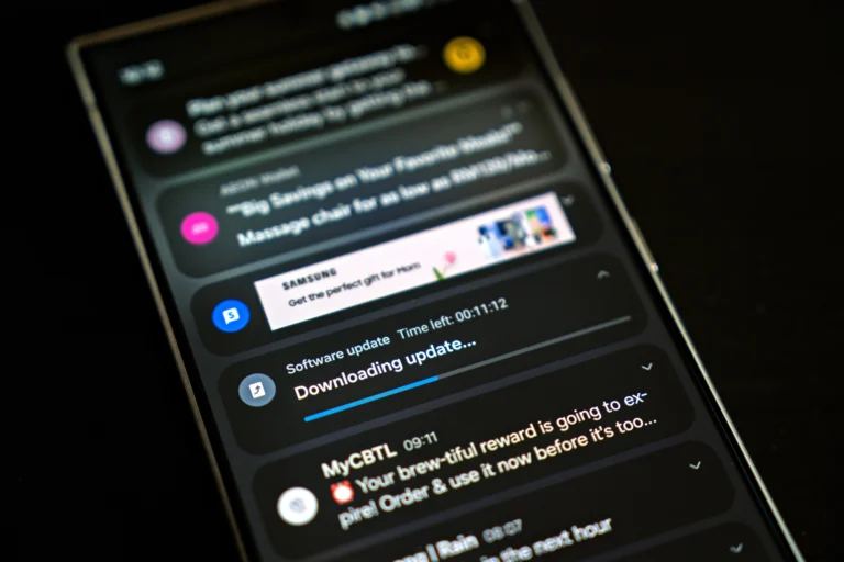 Skrytá funkce v&nbsp;Samsungu odhalí problémy s&nbsp;Wi-Fi: Stačí 7× poklepat na jednu položku v&nbsp;nastavení