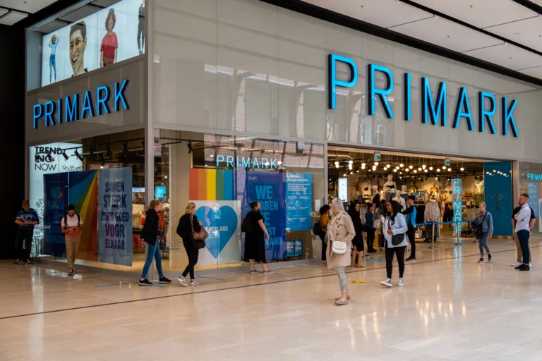Primark brzy otevře v&nbsp;dalším městě: Řetězec s&nbsp;levnou módou zamíří na sever Moravy