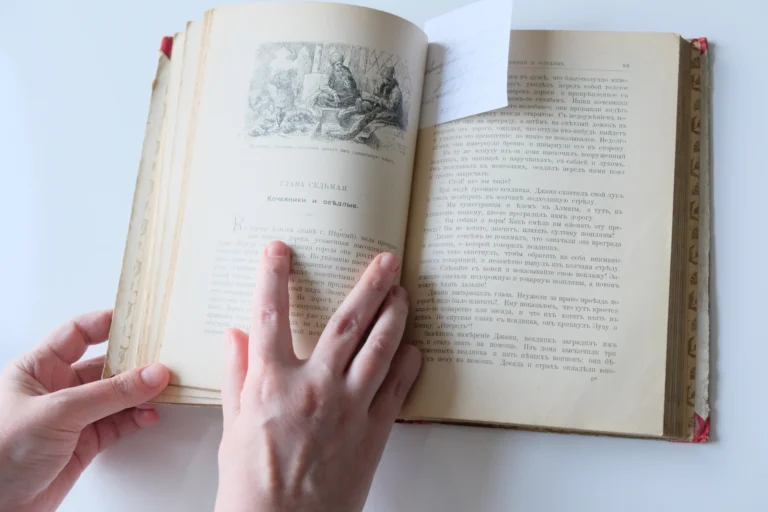 Dětské knihy z&nbsp;Československa mají dnes obrovskou cenu: Za Foglarovky dávají sběratelé i&nbsp;10&nbsp;000&nbsp;Kč