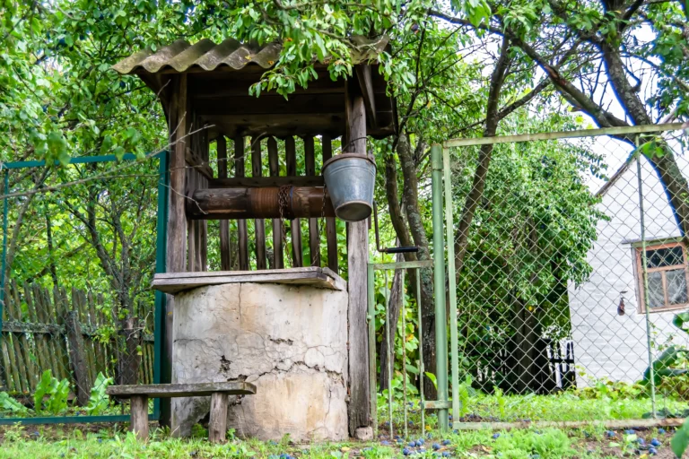 Pokuta za vlastní studnu: Hrozí až 500&nbsp;000&nbsp;Kč, podnikatelům i&nbsp;10 milionů. Stačí chyba v&nbsp;papírech