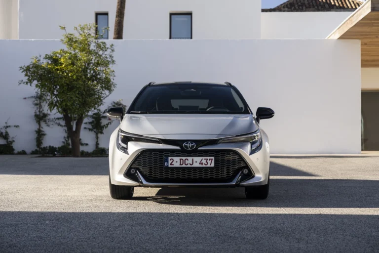 Auto na celý život v&nbsp;roce 2026? V&nbsp;USA vede Lexus, v&nbsp;Německu boduje Corolla a&nbsp;Audi A4