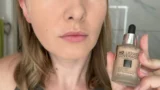 Nejlepší make-up z&nbsp;drogerie dle testu: Populární Maybelline a&nbsp;L’Oréal nezklamaly, překvapilo Alverde z&nbsp;dm. Nejhorší lepil