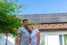Nejhorší řešení fotovoltaiky 2026: Češi stále ohřívají bojler z&nbsp;baterií, myslí si jak skvěle to vymysleli