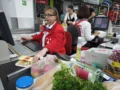 „Tykání zvládnu. Účtenku pro Babiše taky. Po té poslední větě jsem ale poprvé brečela před zákazníky,“ popisuje pokladní Marie