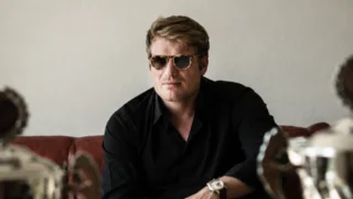 V&nbsp;čem jezdí Filip Turek (2026)? Rolls-Royce, Tatra i&nbsp;auto prezidenta Gabonu. Srovnali jsme je s&nbsp;garáží Babiše