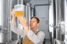 Pivo v&nbsp;prášku znovu míří na trh: Brněnský VÚPS ho vyvážel v&nbsp;desítkách tun, Německo se k&nbsp;technologii vrací