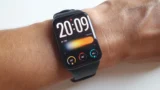 Vyzkoušel jsem chytré hodinky Xiaomi Smart Band 10 Pro (Recenze 2026): Levný náramek, který si troufá na dražší modely