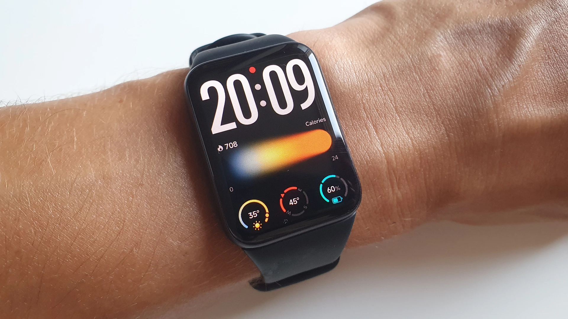 Vyzkoušel jsem chytré hodinky Xiaomi Smart Band 10 Pro (Recenze 2026): Levný náramek, který si troufá na dražší modely
