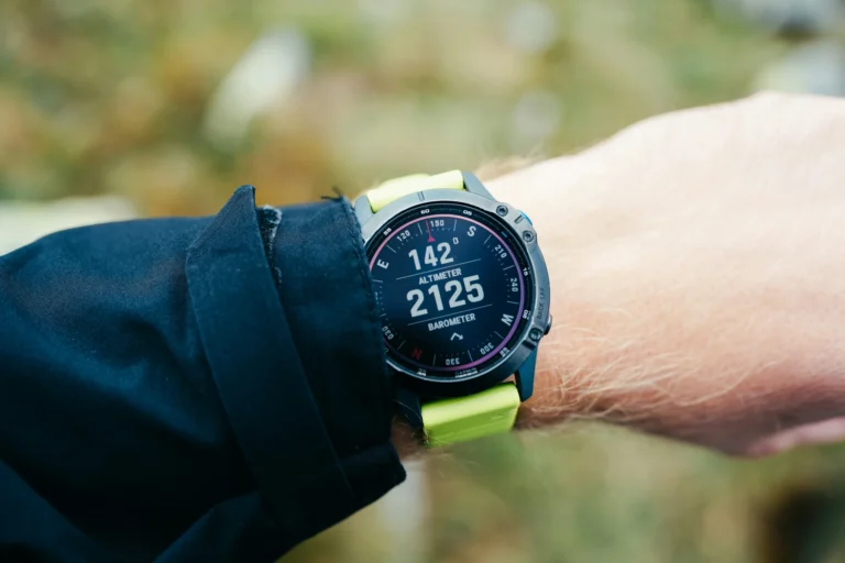 Nejlepší chytré hodinky Garmin pro rok 2026: Našel jsem dobré od 4000&nbsp;Kč&nbsp;do 18&nbsp;000&nbsp;Kč. Vybere si každý
