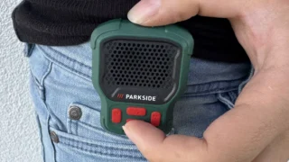 Vyzkoušela jsem mini bluetooth reproduktor Parkside PBLW 2&nbsp;A1 (Test 2026): Krabička se vejde do dlaně. Malý kašpárek, velké divadlo?