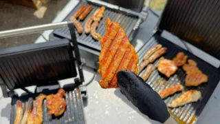 Koupila jsem 3 kontaktní grily z&nbsp;Lidlu (Test 2026): Nejlevnější je za 450&nbsp;Kč, má 2x nižší výkon