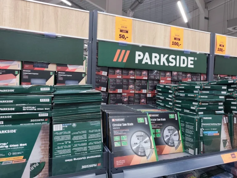 Slevy Parkside od 3. srpna 2026: Robotická sekačka levnější o&nbsp;5&nbsp;000&nbsp;Kč, aku šroubovák za 999&nbsp;Kč&nbsp;a&nbsp;bourací kladivo o&nbsp;tisícovku levněji