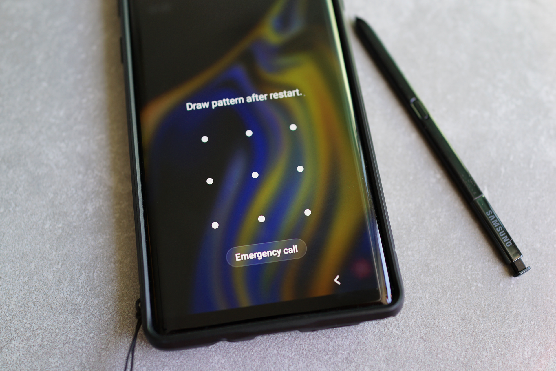 Zapomenutý pin: iPhone i&nbsp;Samsung mají 72hodinovou pojistku, která zachrání data. Moc možností není