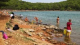 Už i&nbsp;Němci prý nechtějí jezdit do Chorvatska: Rodina dá za noc kolem 1&nbsp;900&nbsp;Kč, dražší kempování v&nbsp;Evropě není