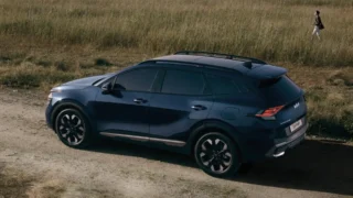 Nová Kia Sportage zlevnila o&nbsp;120&nbsp;000&nbsp;Kč: I&nbsp;nejlevnější verze nadchne Čechy výbavou, akce končí už 31. července