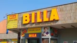 Billa zrušila cenovky u&nbsp;regálů: Papír nahradila elektronika, Češi si lámou hlavu kvůli skutečné ceně