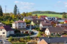 Nejkrásnější dům v&nbsp;ČR v&nbsp;roce 2026? Vila Vnitřní krajina se stala stavbou roku. Experty zaujalo travnaté atrium