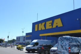 IKEA končí s&nbsp;řadou MALM (2026): Miliony Čechů ji mají doma, u&nbsp;starších kusů hrozí překlopení