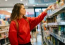 Toxická kosmetika v&nbsp;Česku: Problémy má Schwarzkopf i&nbsp;L’Oréal, hygienici varují před lilialem a&nbsp;zakázanými konzervanty.