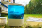 3 mini pračky na chatu i&nbsp;chalupu (2026): Nejlevnější Camry stojí 1&nbsp;500&nbsp;Kč&nbsp;a&nbsp;vypere 3&nbsp;kg&nbsp;prádla
