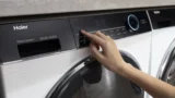Tuto pračku Haier za 12&nbsp;000&nbsp;Kč&nbsp;doporučuje 100&nbsp;%&nbsp;kupujících: Stojí 12&nbsp;000&nbsp;Kč&nbsp;a&nbsp;porazila LG i&nbsp;AEG