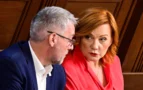 Češi se hádají kvůli důchodům od ledna 2027. Mluví o&nbsp;zradě, dle ministerstva jde ale o&nbsp;„administrativní úpravy“