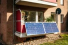 ČR chystá nové pravidla pro fotovoltaiku na balkoně (2026). Češi budou nadšení, panely z&nbsp;Lidlu už nebudou takový problém