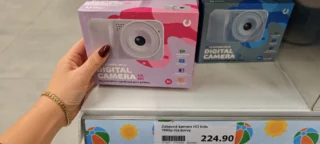 Dech nostalgie: Digitální fotoaparát z&nbsp;Actionu za 225&nbsp;Kč&nbsp;mě vrátil do doby dětství. Fotky prohlédnete hned