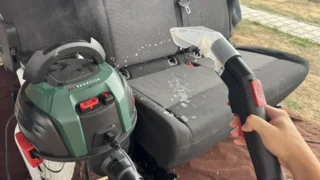 Testovala jsem Parkside tepovač za 1&nbsp;500&nbsp;Kč: Čistila jsem auto i&nbsp;sedací soupravu, už znám limity