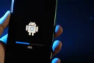 Google ukončil podporu milionům Androidů (2026): Pokud máte starší telefon, je potřeba zbystřit