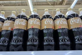 Coca-Cola potichu změnila obaly (2026): Zero Cukru poznáte jen podle detailu, zákazníci sahají vedle