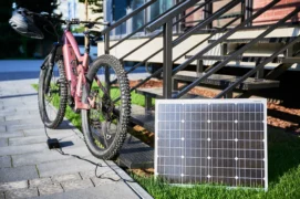 Elektrokolo Crussis pobláznilo Čechy: Na jedno nabití ujede až 140&nbsp;km, konkurence chce klidně 2x tolik