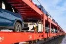 Zisk automobilek za pololetí 2026 klesl o&nbsp;16&nbsp;%: Rozdíl mezi značkami je i&nbsp;devítinásobný. Češi mohou více vyjednávat