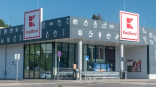 Konec staré Kaufland Card (2026): Od středy ji nahradí XTRA, za nákup dostanete i&nbsp;10× více bodů